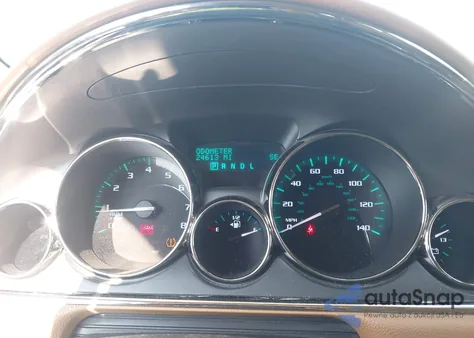 2017 Buick Enclave Premium z USA, uszkodzony, nr VIN 5GAKRCKD4HJ172698